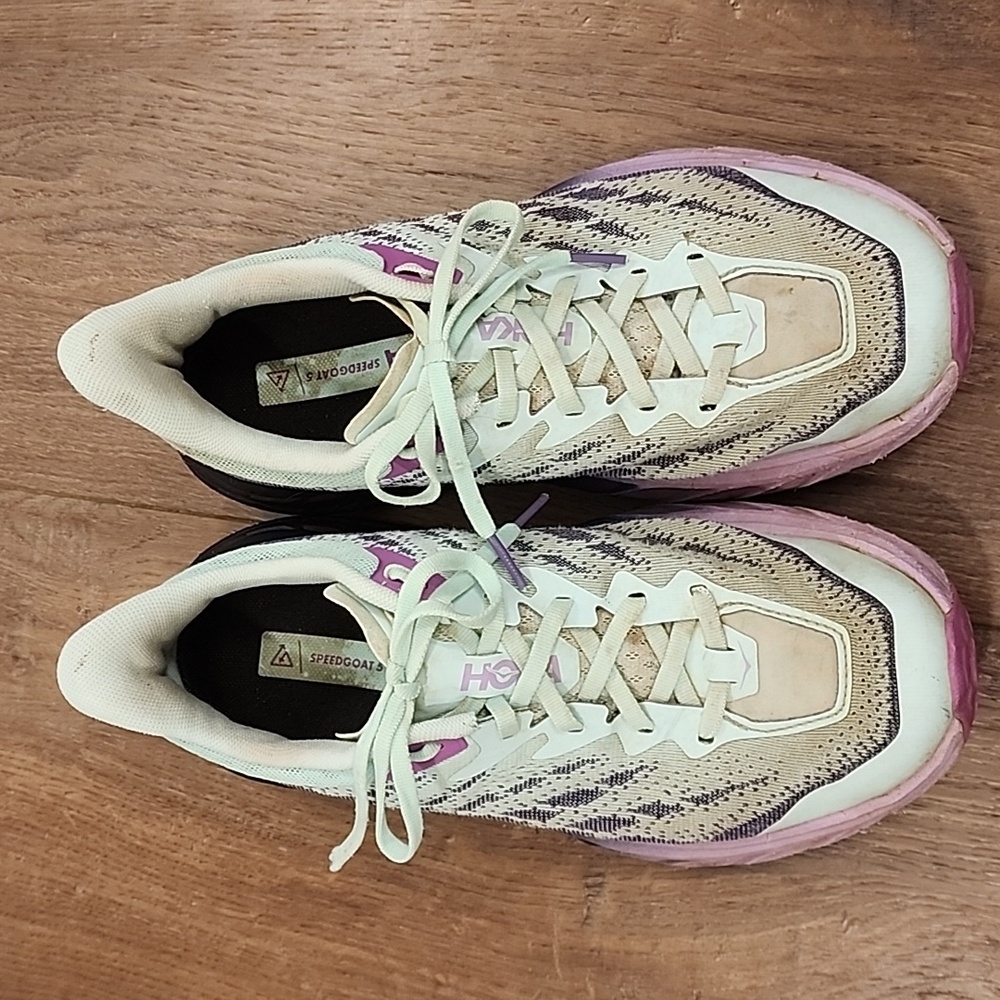 HOKA Scapegoat 5 Wide Trails Sneaker Shoe Vibram Sole Casual Women's size 8.5D